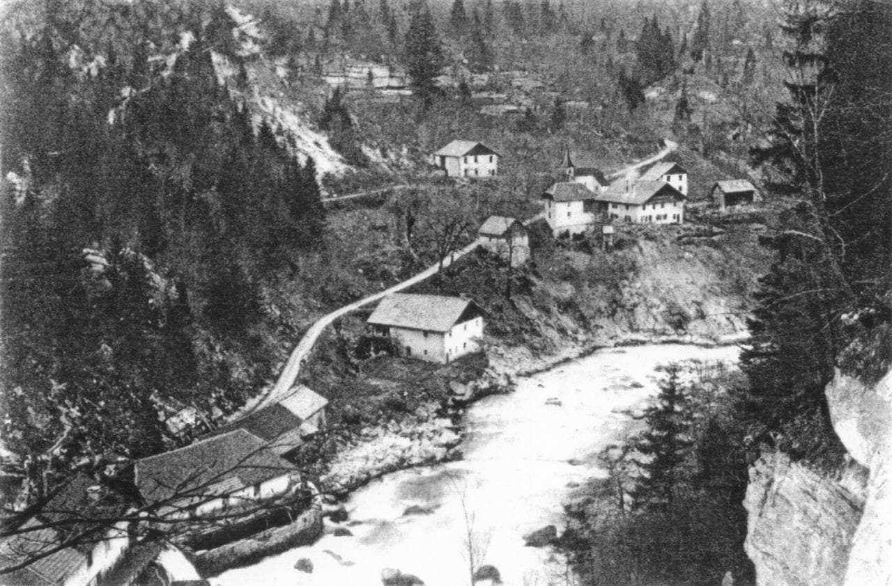 Biez d'Étoz - Le hameau et le moulin